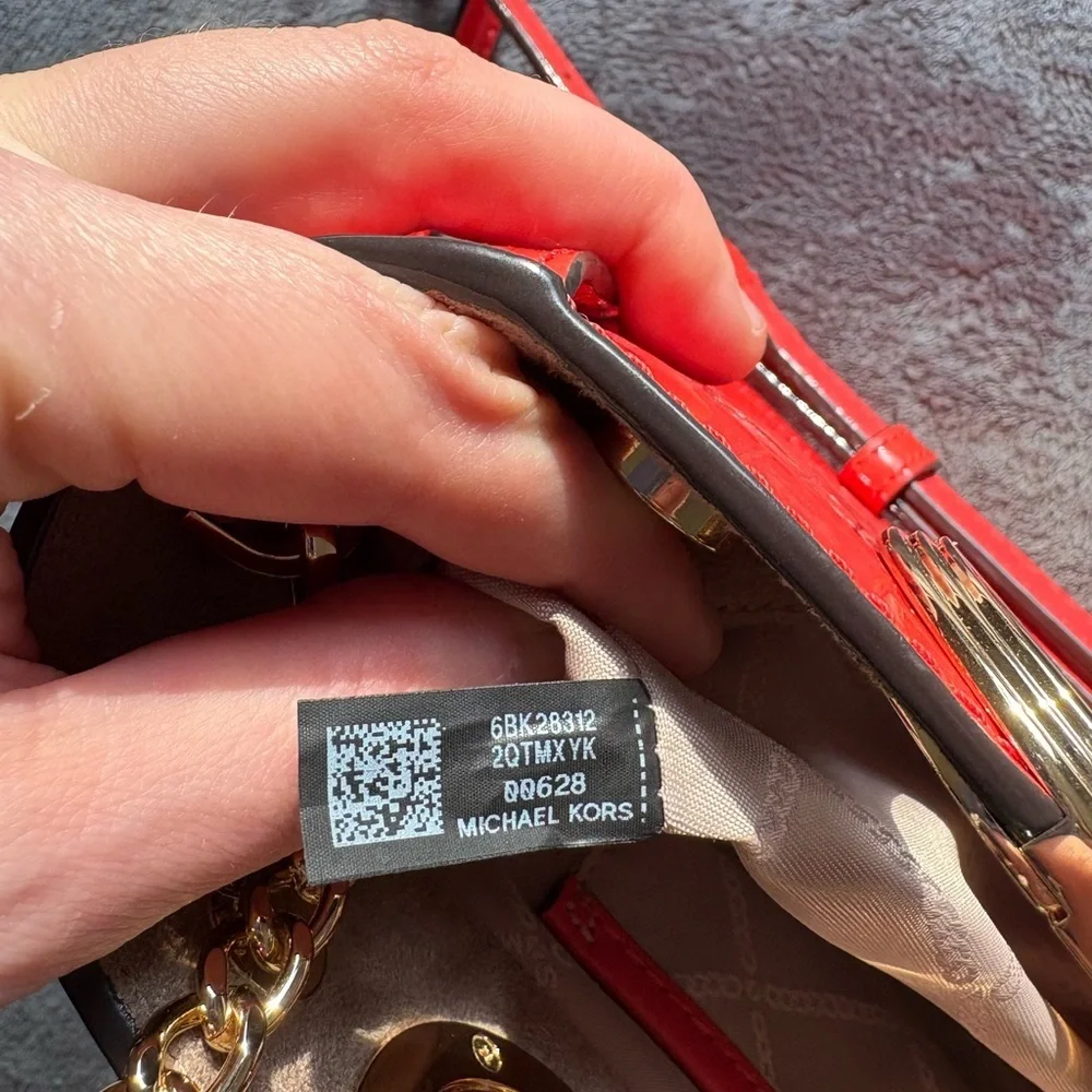 Michael Kors Red Women's Bag,  NWOT - Picture 2 of 9
